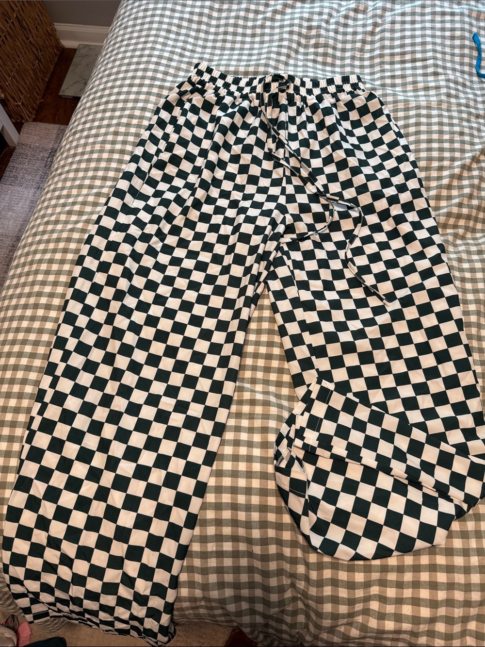SHEIN Green & White Checkerboard Straight Leg Pants
